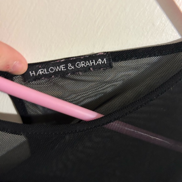 COPY - Women’s top - Picture 6 of 8